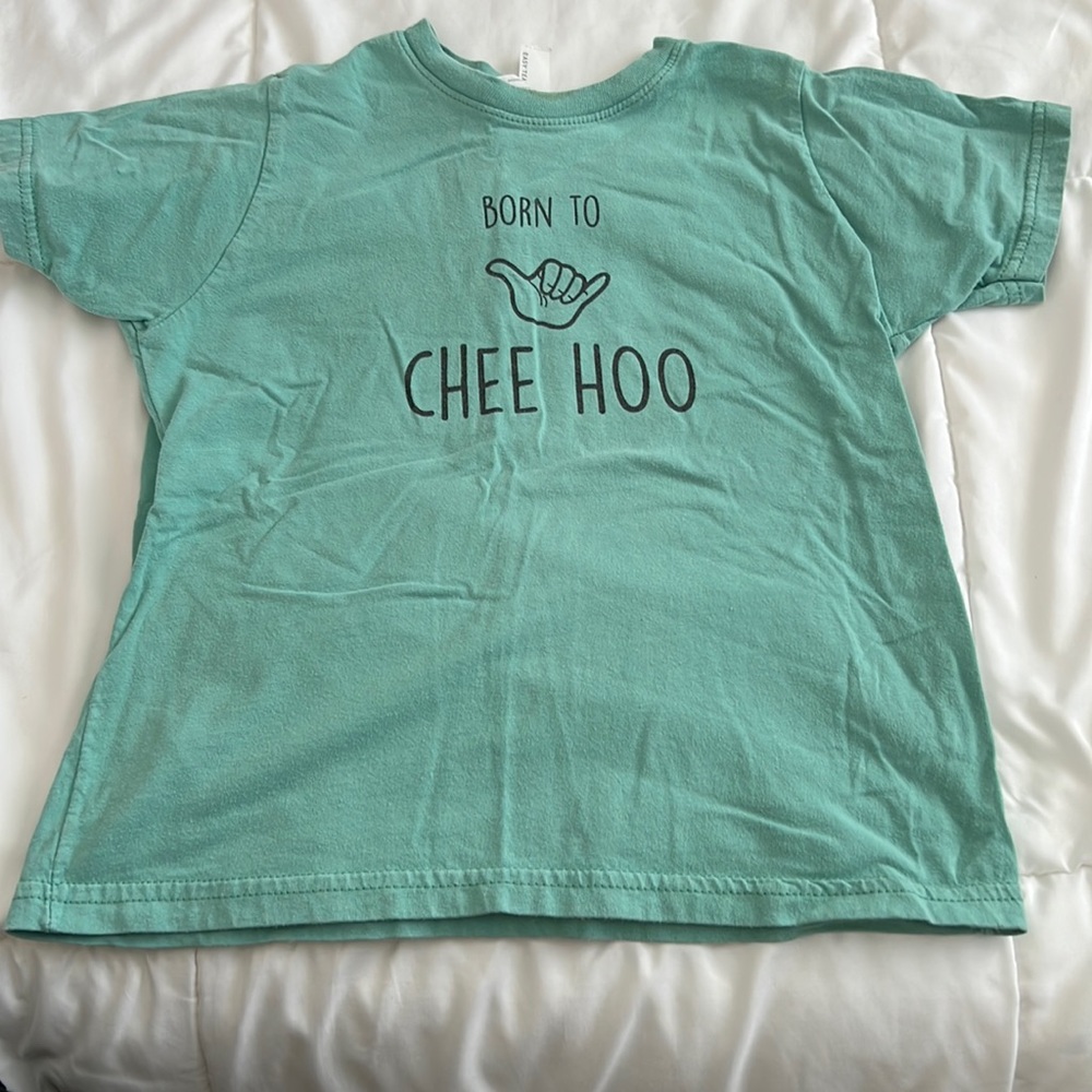 Unisex hawaii Cher boo shirt size 5/6